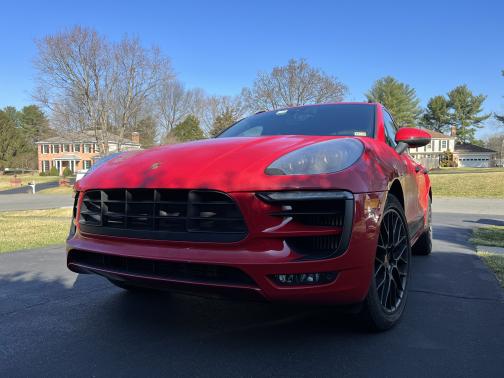 Photo 2 of 15 of 2018 Porsche Macan GTS