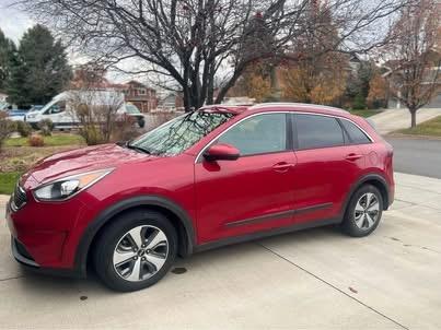 2017 Kia Niro LX