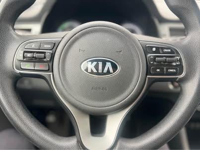 2017 Kia Niro LX