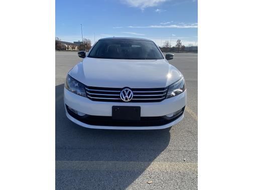 2014 Volkswagen Passat 1.8T Auto Sport