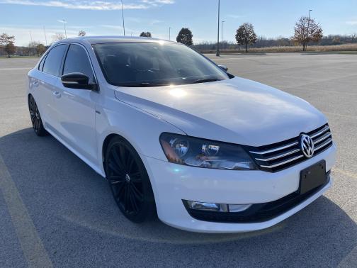 2014 Volkswagen Passat 1.8T Auto Sport