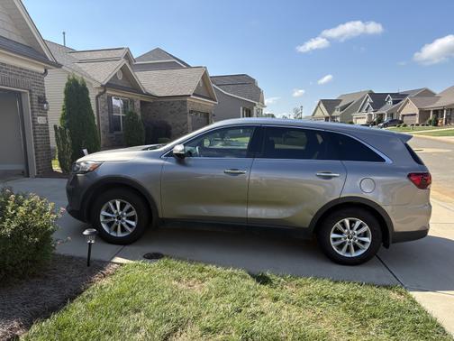 2019 Kia Sorento L
