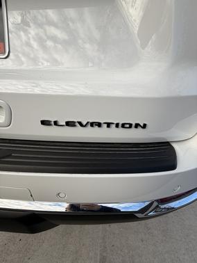 2025 GMC Yukon Elevation