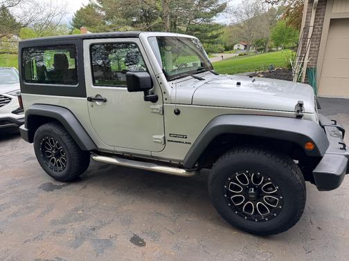 Silver 2011 Jeep Wrangler Sport