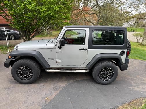 Silver 2011 Jeep Wrangler Sport
