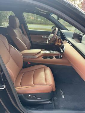 2023 Genesis GV70 2.5T