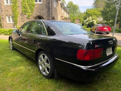 Black 2001 Audi S8 4.2 quattro