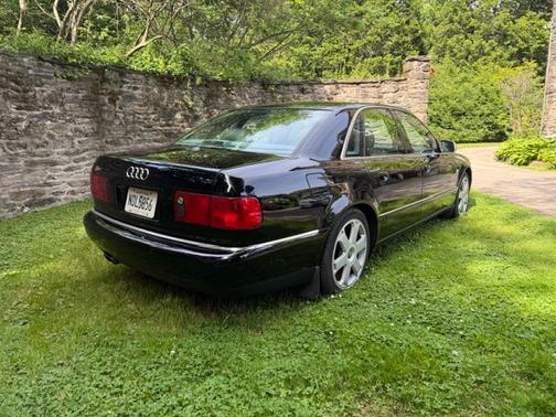 Black 2001 Audi S8 4.2 quattro