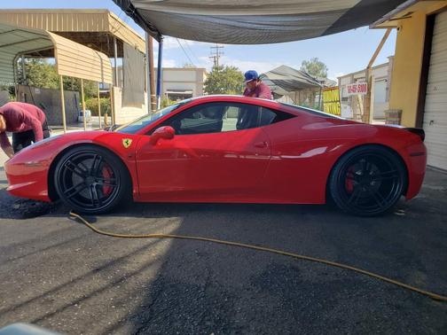 2011 Ferrari 458 Italia Base