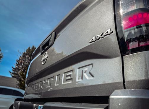 2025 Nissan Frontier SV