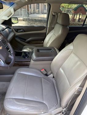 White 2015 Chevrolet Suburban 1500 LT