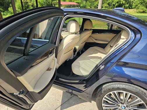 2017 BMW 540 i xDrive