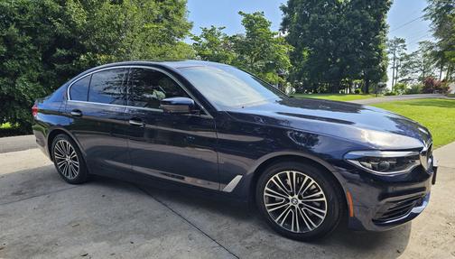 2017 BMW 540 i xDrive