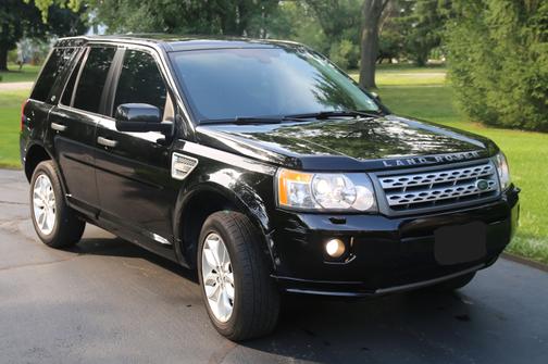 2011 Land Rover LR2 Base