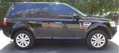 2011 Land Rover LR2 Base