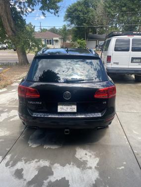 2011 Volkswagen Touareg VR6 Sport