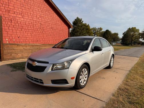 2011 Chevrolet Cruze LS
