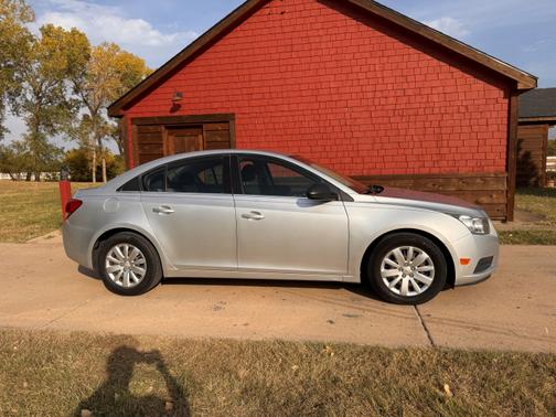2011 Chevrolet Cruze LS