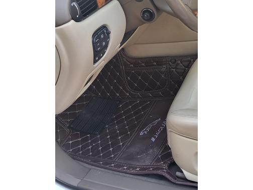 2006 Jaguar XJR Base