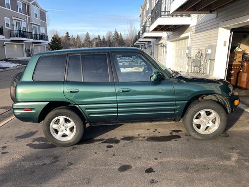 1999 Toyota RAV4 Base