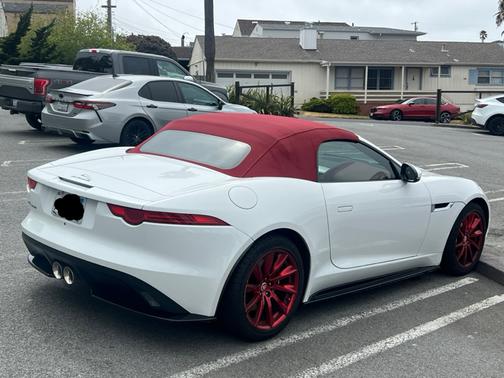 White 2017 Jaguar F-TYPE Premium