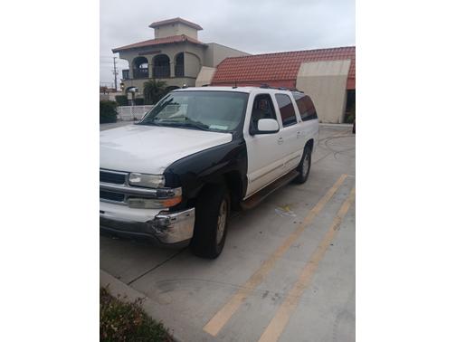 2004 Chevrolet Suburban 1500 LT