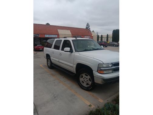 2004 Chevrolet Suburban 1500 LT