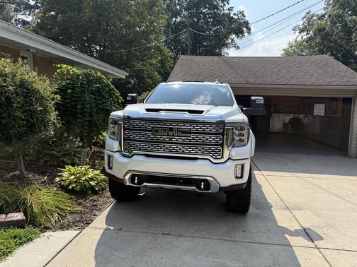 2020 GMC Sierra 2500 Denali
