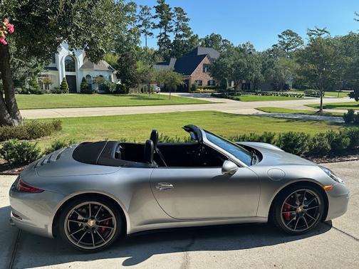 2013 Porsche 911 911 Carrera 4S Cabriolet