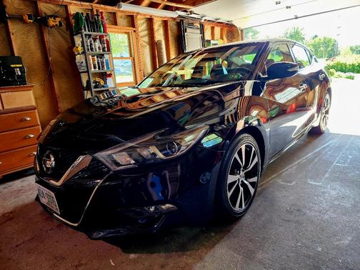 Black 2018 Nissan Maxima 3.5 SV