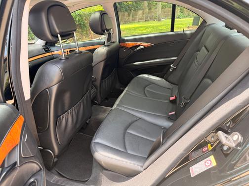 Black 2008 Mercedes-Benz E-Class E 350