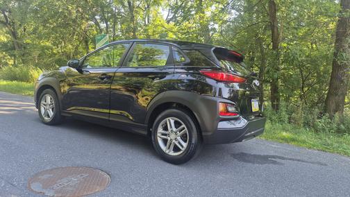 Black 2019 Hyundai KONA SE