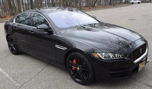 Black 2019 Jaguar XE 30t Prestige