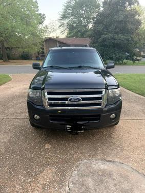 Black 2013 Ford Expedition Limited