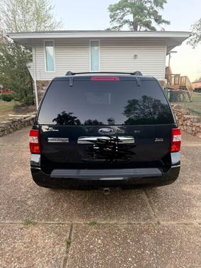 Black 2013 Ford Expedition Limited