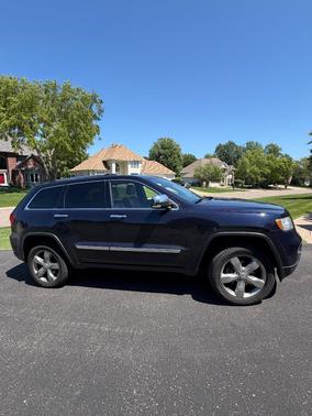Blue 2011 Jeep Grand Cherokee Overland