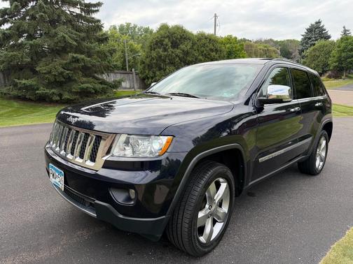 Blue 2011 Jeep Grand Cherokee Overland