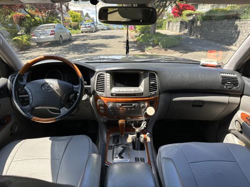 2003 Lexus LX 470 Base