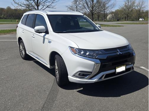 2020 Mitsubishi Outlander PHEV GT
