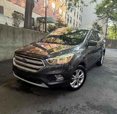 Silver 2017 Ford Escape SE