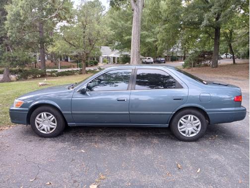 2000 Toyota Camry LE
