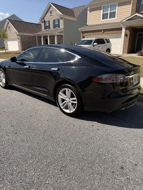 Black 2015 Tesla Model S 85D