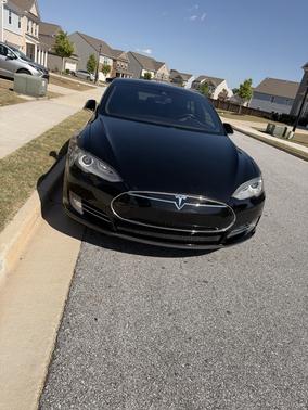 Black 2015 Tesla Model S 85D