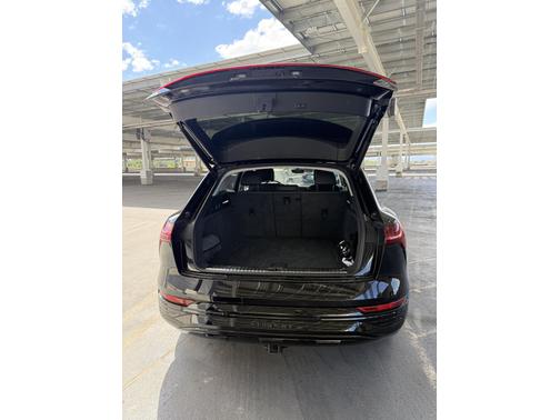 2024 Audi Q8 e-tron Premium Plus