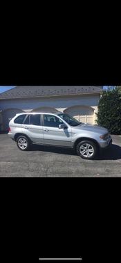 2004 BMW X5 4.4i