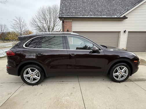 2015 Porsche Cayenne Cayenne S