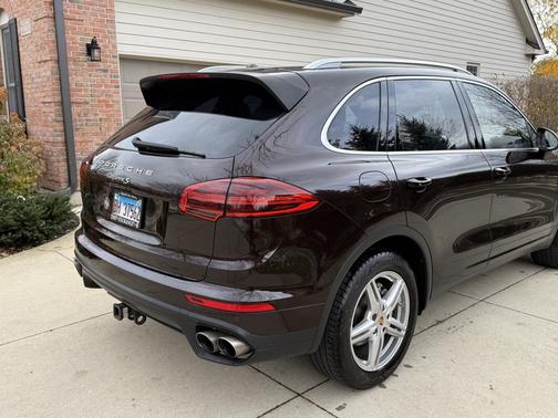 2015 Porsche Cayenne Cayenne S