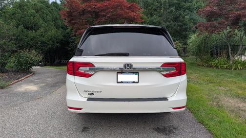 White 2019 Honda Odyssey EX