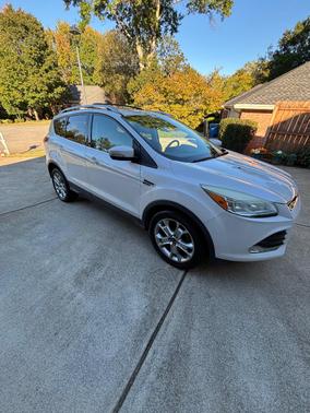 White 2014 Ford Escape Titanium
