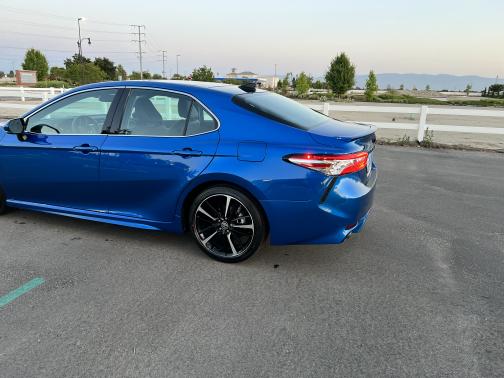 Photo 3 of 21 of 2020 Toyota Camry XSE V6